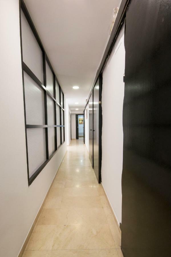 Apartamento piso plaza del duque Sevilla Exterior foto
