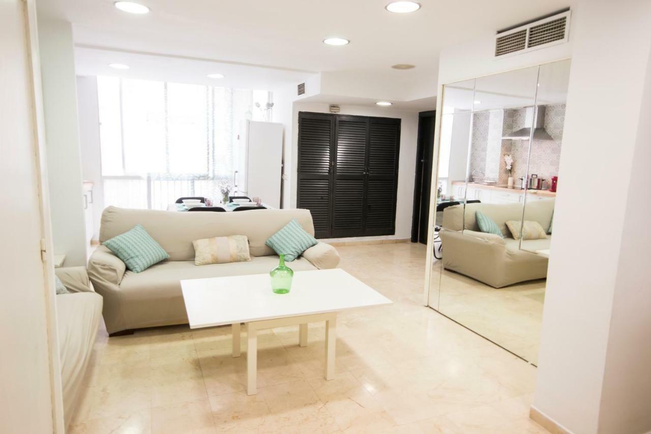 Apartamento piso plaza del duque Sevilla Exterior foto
