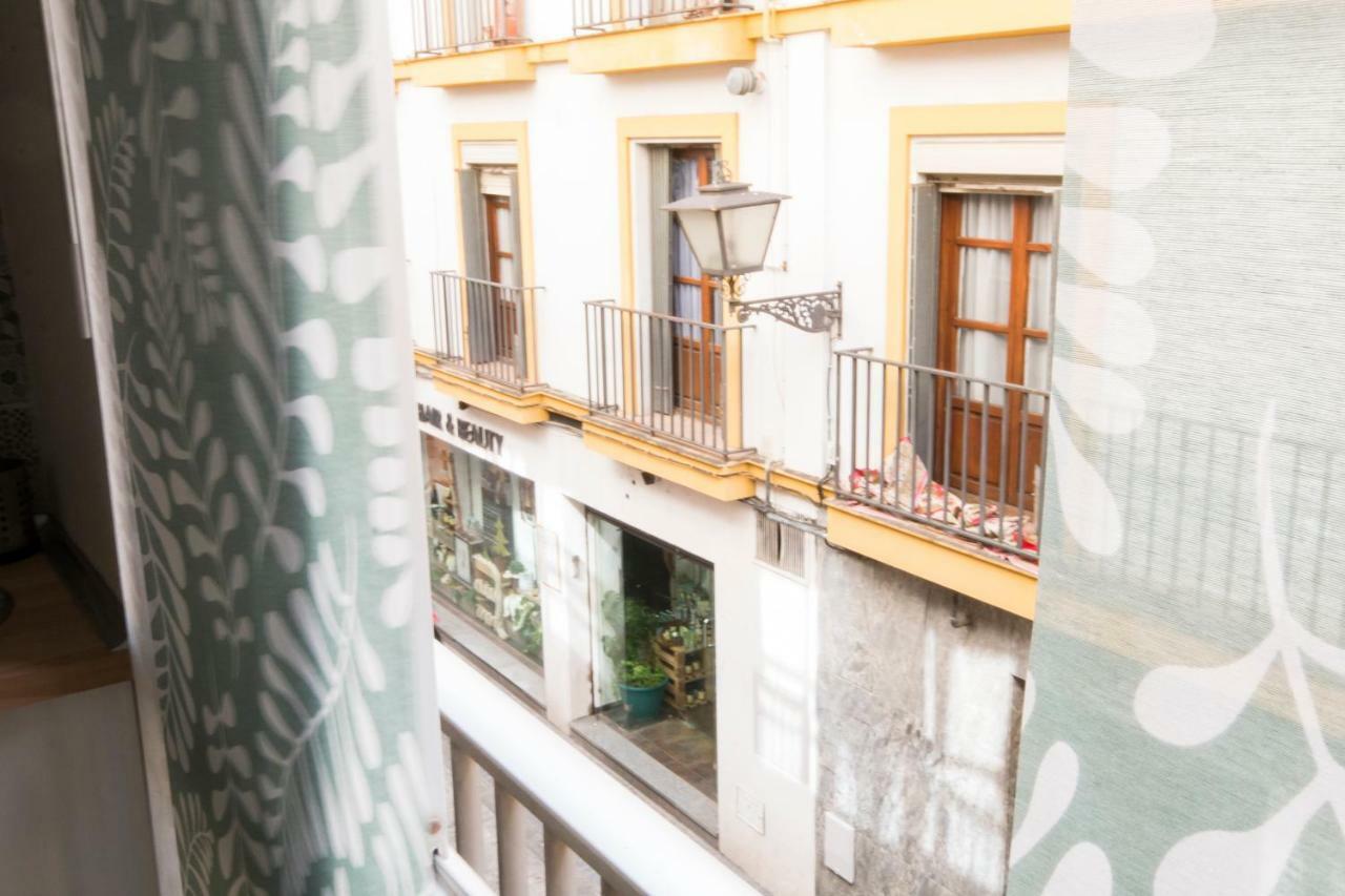 Apartamento piso plaza del duque Sevilla Exterior foto